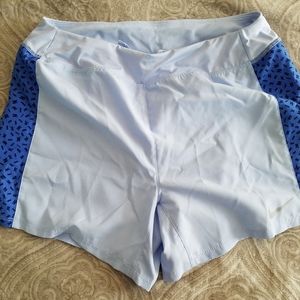 Girls XL Under armour shorts nwt